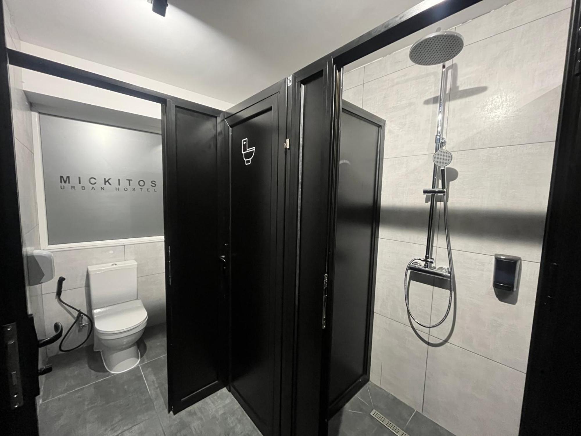 Mickitos Urban Hostel Skopje Esterno foto